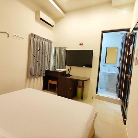 Feng Homestay Zhongpu Extérieur photo