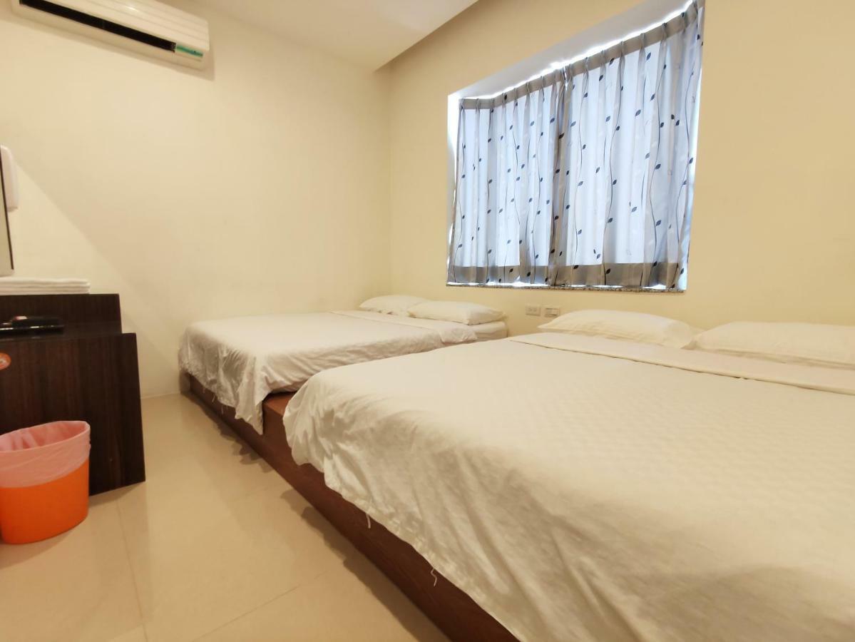 Feng Homestay Zhongpu Extérieur photo