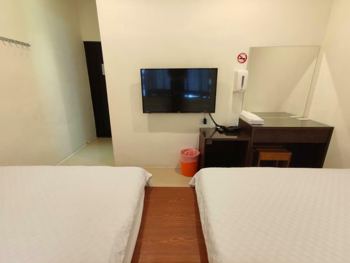 Feng Homestay Zhongpu Extérieur photo